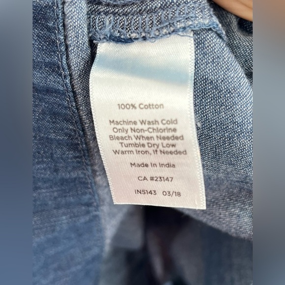 Talbots Chambray Blue Denim Flounce 3/4 Sleeve Shift Dress Women Size 10 - Picture 9 of 9